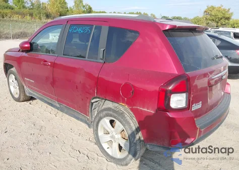 2016 Jeep Compass Latitude из США, поврежденный, VIN 1C4NJDEB7GD546365